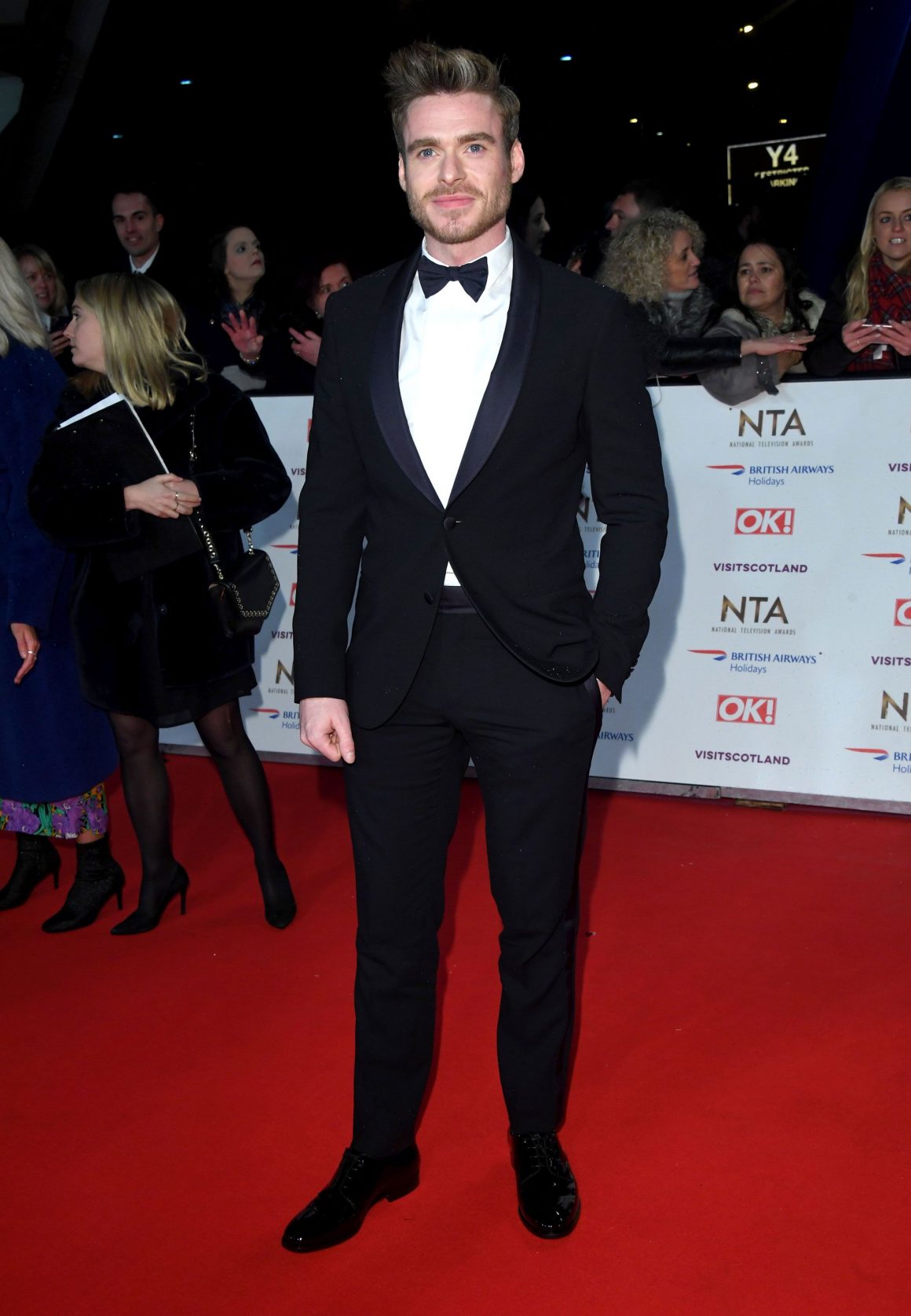 Richard Madden wears a classic, sleek suit to the NTAs
